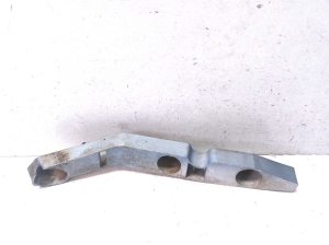 Ford Focus (2004–2011) Front bumper bracket 4M5117D959A - 3