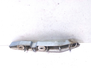 Front bumper bracket - 4M5117D959A