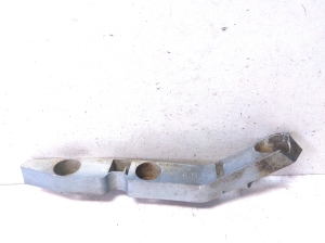 Ford Focus (2004–2011) Front bumper bracket 4M5117D959A - 4