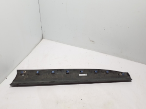 RENAULT Austral (2022–2026) Esiukse liist 808212471R - 5