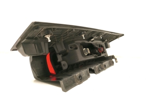 Opel Vivaro B (2014–2019) Rear corner light 93867974 - 7