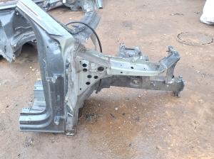 Front outrigger - 4M0805152