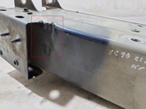 VOLVO XC90 (2015–2024) Priekšējā bufera sijas amortizators 31353995 - 2
