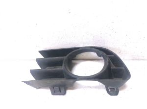RENAULT Megane II (2002–2009) Nebelscheinwerferabdeckung vorne 8200115118 - 2