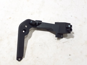 Headlight bracket - 32234762