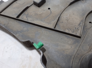VOLVO XC90 (2015–2024) Unterbodenschutz vorne 31404141 - 2