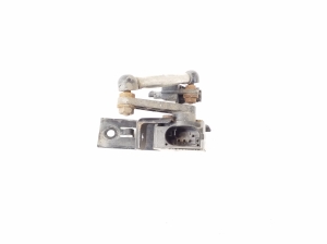 Porsche Panamera 970 (2009–2016) Front ride height sensor 97034302103 - 3