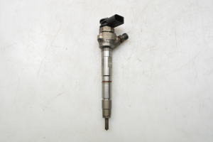 Fuel injector - 05L130277E