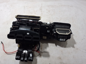 Mercedes Benz GLE-Class 167 (2019–2026) Heizung und ihre Teile A1678306304 - 4