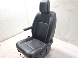 Peugeot Expert III (2017–2026) Vordersitz und seine Teile - 3