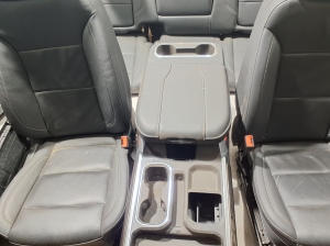 Chevrolet Silverado GMT K2XX (2013–2026) Salons un tā detaļas - 3