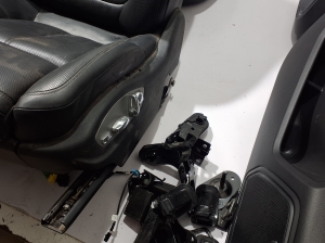 Porsche Macan (2014–2026) Interior and its parts - 4