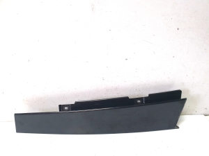 Front door outer window molding - 82260P2000