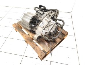 Tesla Model S S (2012–2026) Engine 1037000-00-F - 5