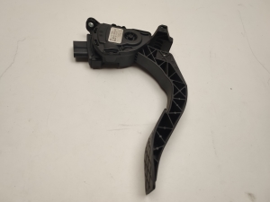 Porsche Macan (2014–2026) Accelerator pedal 8K1723523A - 4