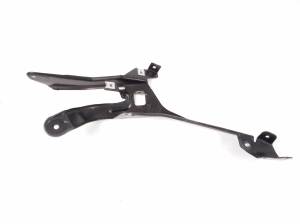 Halter Kotflügel vorne - 97061020200