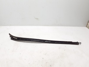 Mercedes Benz GLE-Class 167 (2019–2026) Windshield pillar outer molding A1676901000 - 4