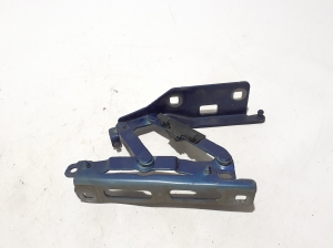 Mercedes Benz GLE-Class 167 (2019–2026) Hood hinge A1678803500 - 3