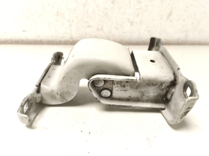 Opel Vivaro B (2014–2019) Tailgate hinge 904108626R - 3