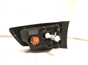 Land Rover Discovery Sport (2014–2026) Eckleuchte hinten FK7213404AG - 9