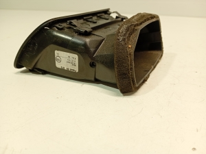 Volkswagen Passat B6 (2005–2010) Dashboard air vent grilles 3C1819702E - 4