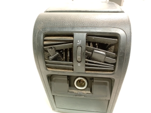 Volkswagen Passat B6 (2005–2010) Mittelkonsole - 6