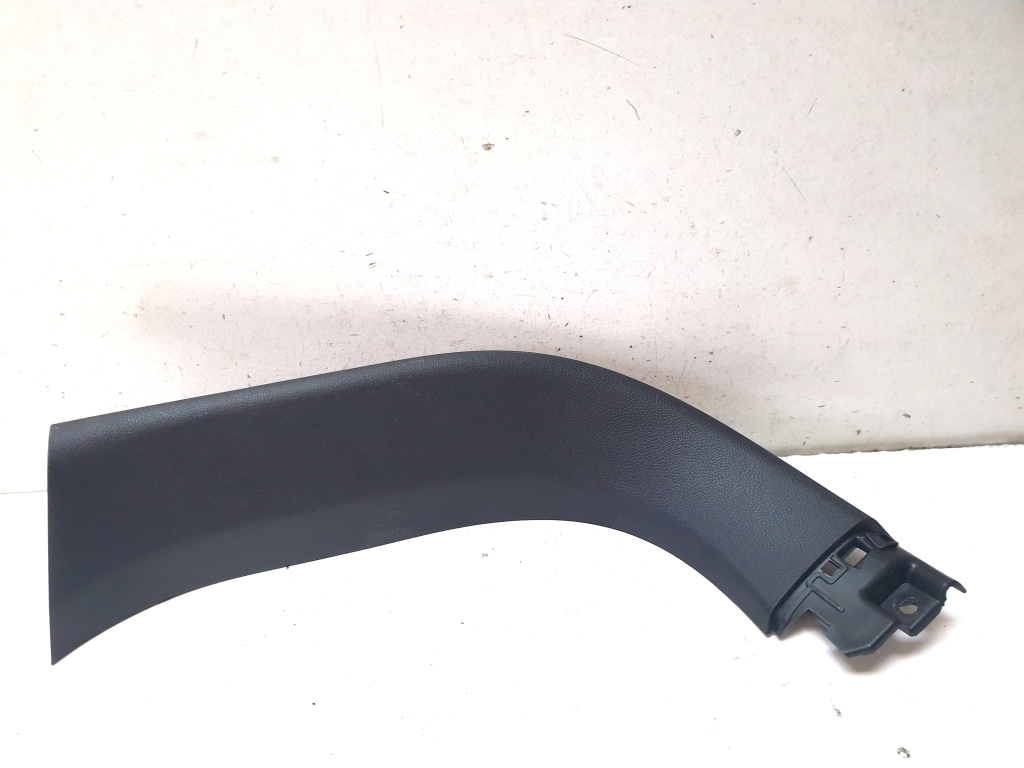 Kia Sorento (2014–2026) Sonstiges Teil der Heckklappe 81740P2000 Kia Sorento (2014–2026) Sonstiges Teil der Heckklappe 81740P2000