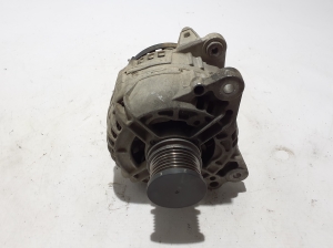 Volkswagen Amarok I (2010–2022) Generaator 03L903023P - 3