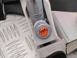 NISSAN Leaf II (2017–2026) Eesmine turvavöö 640512700B - 2