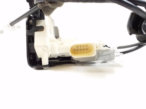 Porsche Panamera 970 (2009–2016) Front door lock 8J2837016A - 2
