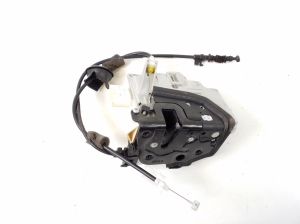 Porsche Panamera 970 (2009–2016) Front door lock 8J2837016A - 3