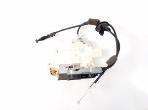 Front door lock - 8J2837016A