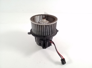   Heizungsgebläsemotor  - 97057391203 