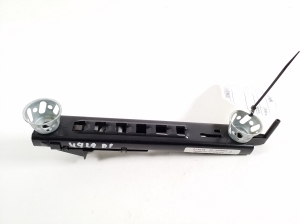 Réglage en hauteur de la ceinture de sécurité - 97080323100