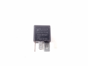 Porsche Panamera 970 (2009–2016) Relay 3D0951253A - 2