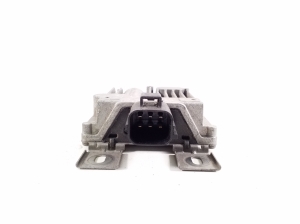 Porsche Panamera 970 (2009–2016) Fuel pump control module 97061815102 - 3
