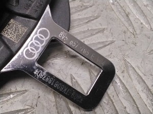 AUDI A3 8V (2012–2020) Front seat belt 8V5857705E - 2