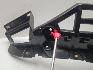 Porsche Macan (2014–2026) Rear bumper bracket 95B807454 - 3