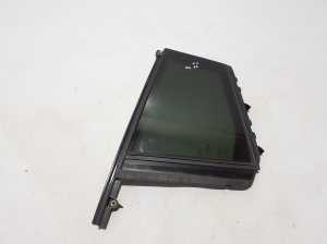   Rear door quarter glass  - 7416543 