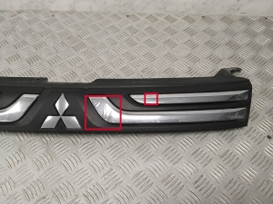 Mitsubishi Outlander (2012–2021) Front grille 4B45X7405A743 - 2