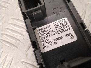 Citroen C4 C41 (2020–2026) Front door glass switch 96788264ZD - 6