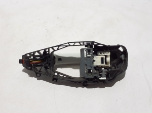 BMW X4 F98 (2019–2026) Rear side door exterior handle and its parts - 2