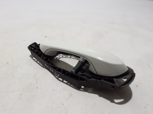 BMW X4 F98 (2019–2026) Rear side door exterior handle and its parts - 3