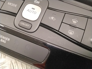 NISSAN Leaf II (2017–2026) Heater control panel 275005SE0B - 7