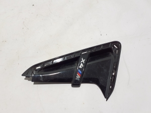 BMW X4 F98 (2019–2026) Front fender molding 8094225 - 3