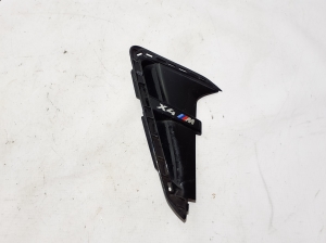 Front fender molding - 8094225
