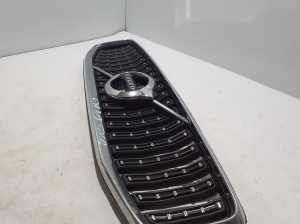 VOLVO V60 (2018–2026) Front grille 32132230 - 2