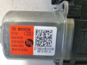 Kia Sorento (2014–2026) Rear side door window regulator motor 83460P2010 - 5