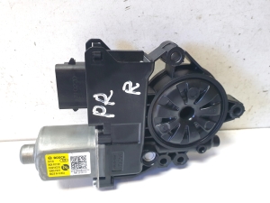 Front door window regulator motor - 82460P2010