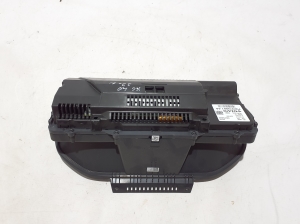 VOLVO XC40 (2017–2026) Instrument cluster 32374081 - 2